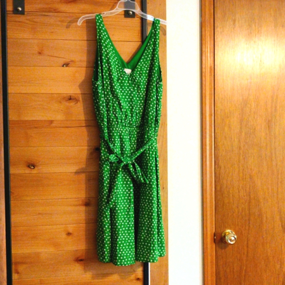 Green polka-dot dress
